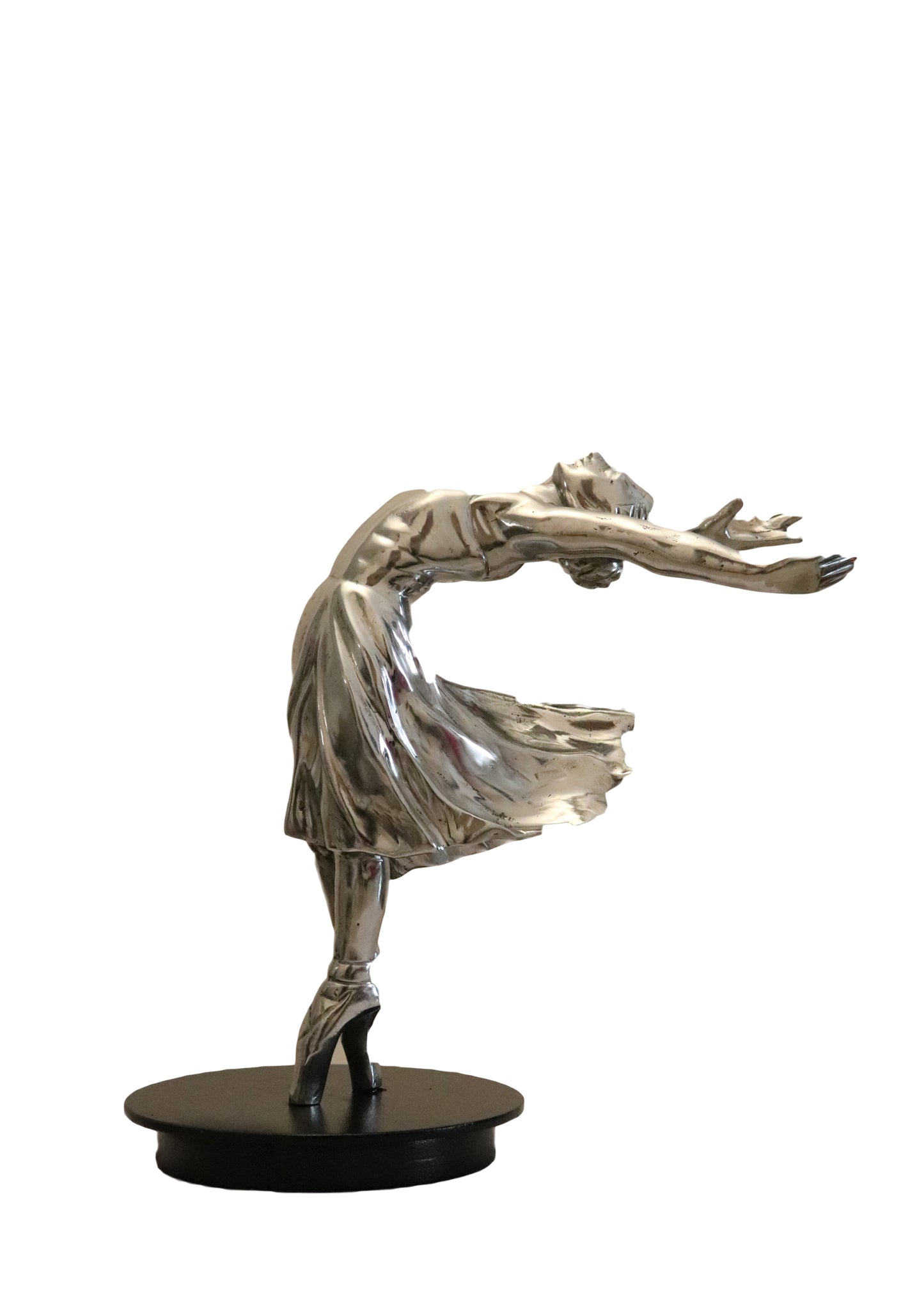 Dancing Girl 2